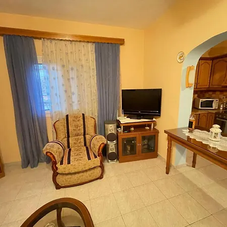 Apartment Anagnostis *