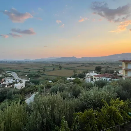 Anagnostis Apartment *