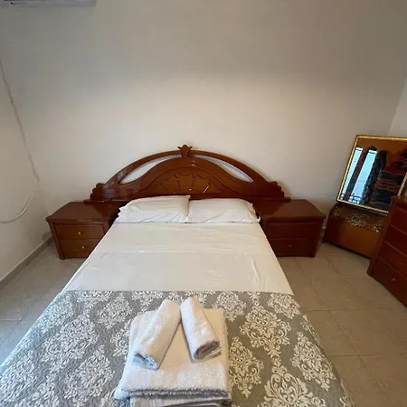 Anagnostis Apartment *
