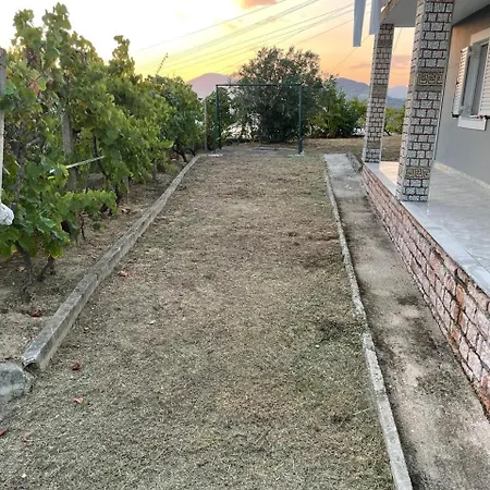Apartment Anagnostis Finiq